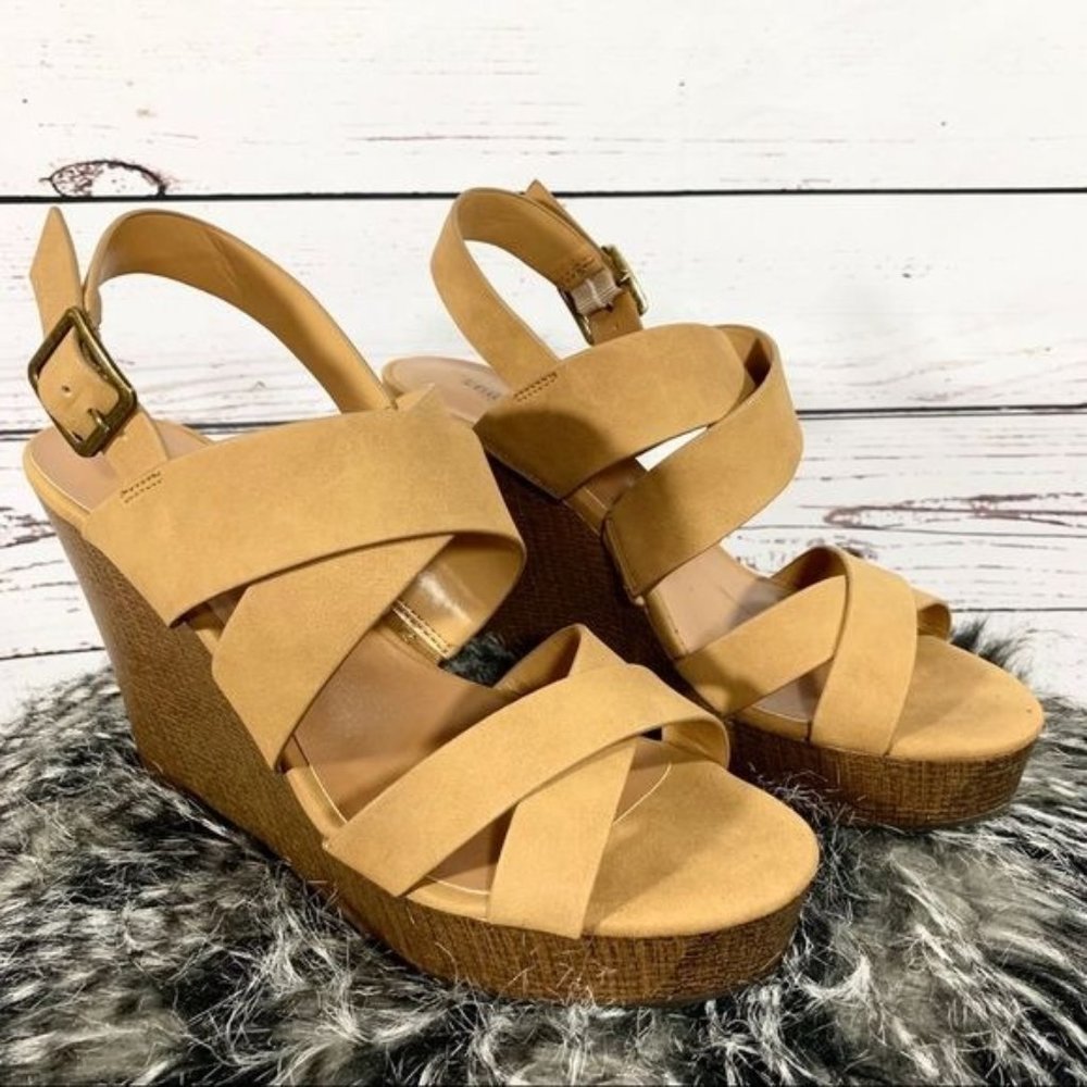 Indigo rd. Karla Brown Strappy Wedge Sandal Size 8